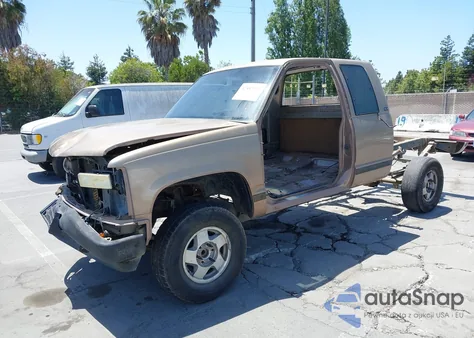 1994 GMC Sierra K1500 z USA, uszkodzony, nr VIN 2GTEK19K5R1545221